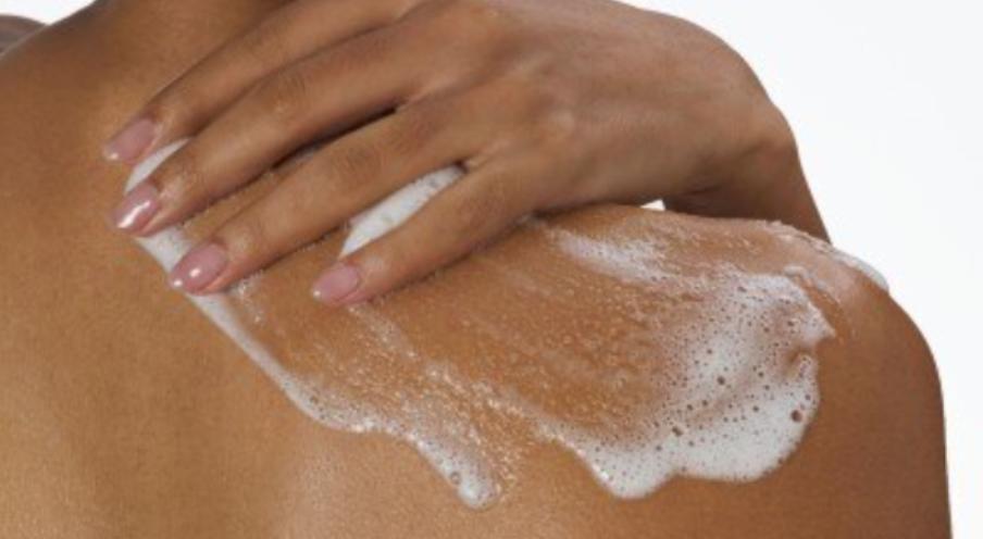 Summer Body Care Routine: Glow, Hydration & Essentials